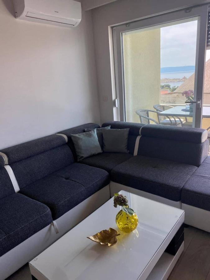 Modern Apartments With Garage Makarska Exteriör bild